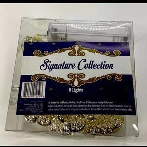 2 battery-operated lights from the ANGELS Signature Collection.